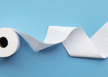 Parasite Cleanse: Is a Cleanse to Poop Out Worms Ever a Good Idea?