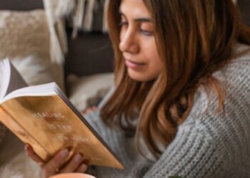 Here’s how candles lead the wellness industry during the pandemic