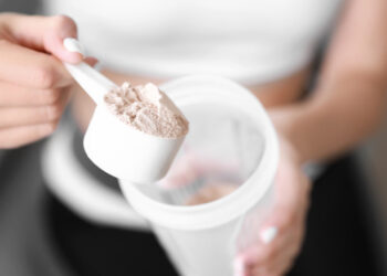 The Protein Powder Health Experts Say You Should NEVER Drink–It Ruins Your Metabolism!