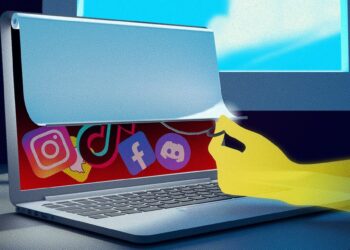 12 Ways to Tame Your Family’s Screen Time in 2022