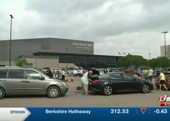 Harvesters opens door to nutritional foods with free distribution