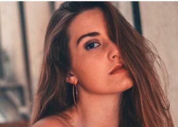 16 Hair care products that will give a life to your lifeless hair